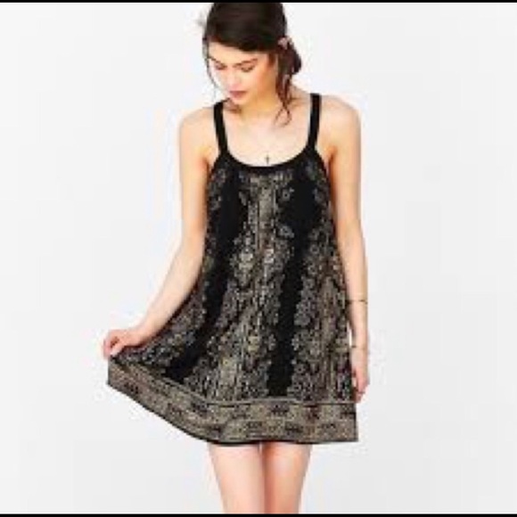 Ecote Dresses & Skirts - UO ecote mini dress gold and black size medium